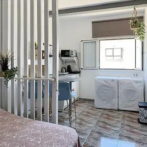 Casa vacanze Privadas Cerca De La Playa Y Aeropuerto En Casa Compartida Con Otros Huespedes, Playa Honda (Lanzarote)